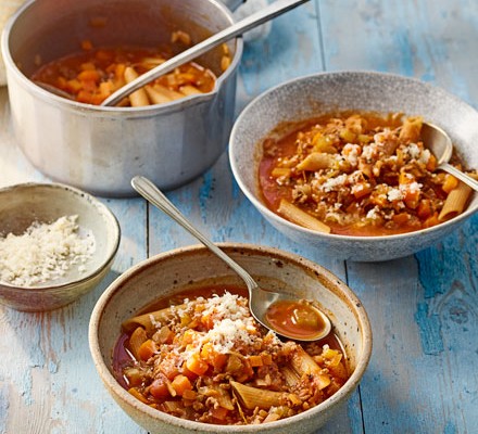 Chunky Bolognese soup with penne recipe 