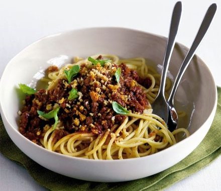 Healthy spaghetti bolognese recipe