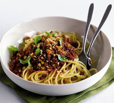Healthy spaghetti bolognese recipe 