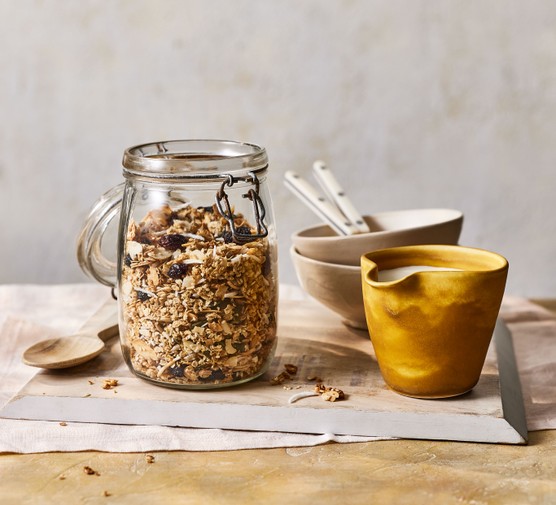 Homemade granola recipe (with video) 