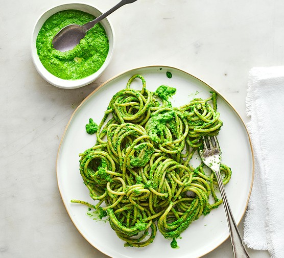 Vegan kale pesto pasta recipe 