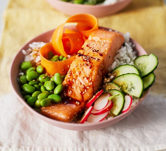 Easy salmon sushi rice bowl recipe 