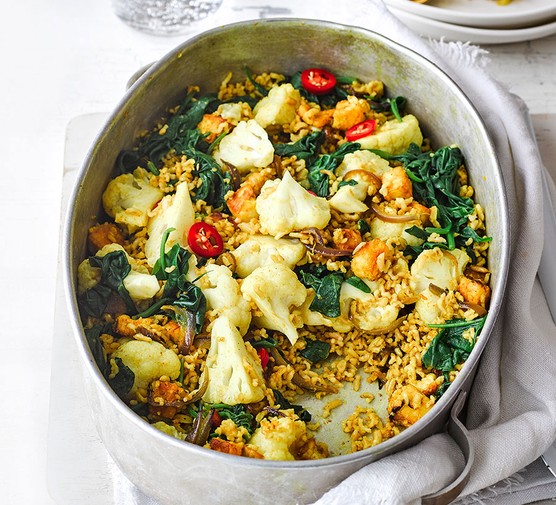 Spicy cauliflower & halloumi rice 