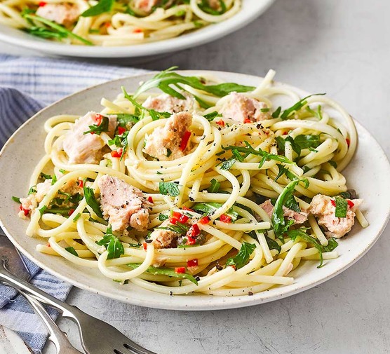 Tuna, caper & chilli spaghetti recipe 