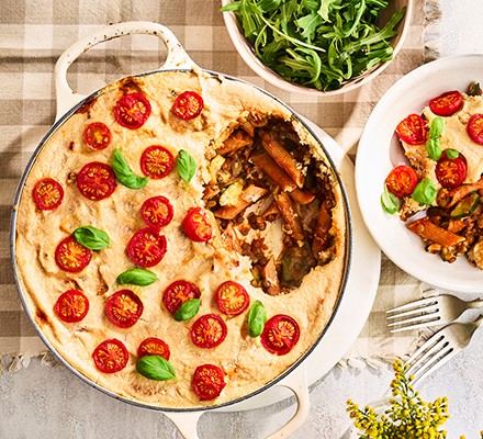 Healthy vegan pasta bake 