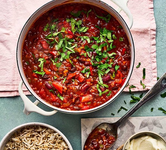 Easy vegetarian chilli recipe 