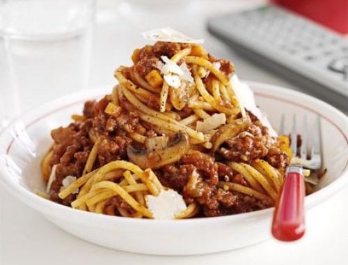 Slow cooker spaghetti bolognese recipe
