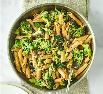 Charred broccoli, lemon & walnut pasta recipe 