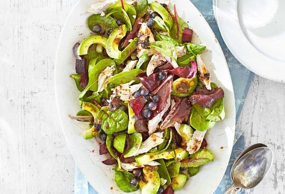 Chicken & avocado salad with blueberry balsamic dressing recipe