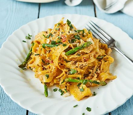 Crab & asparagus pappardelle recipe