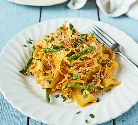 Crab & asparagus pappardelle recipe 