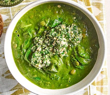 Curried spinach & lentil soup recipe