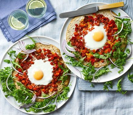 Egg & rocket pizzas recipe