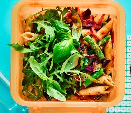 Green bean & penne salad with tomato and olive dressing recipe