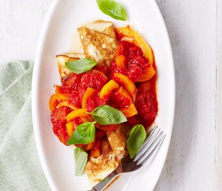 Omelette pancakes with tomato & pepper sauce recipe