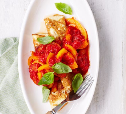 Omelette pancakes with tomato & pepper sauce recipe 