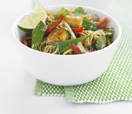 Stir-fried noodles with tofu