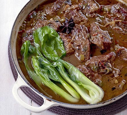 Chinese-style braised beef one-pot recipe 