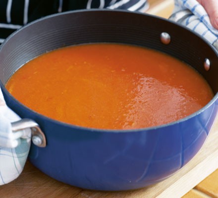 Soup maker tomato soup recipe 