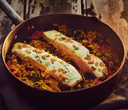 Spinach kedgeree with spiced salmon recipe