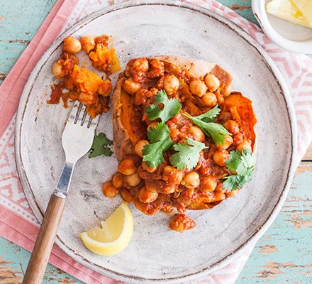 Vegan chickpea curry jacket potatoes recipe 