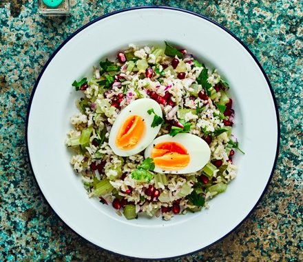 Brown rice tabbouleh with eggs & parsley  recipe