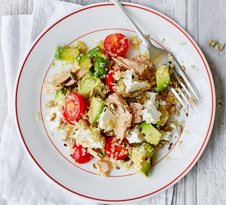 Tuna, avocado & quinoa salad recipe 