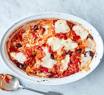 Baked tomato & mozzarella orzo recipe 