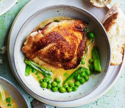 Slow cooker chicken thighs recipe