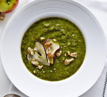 Kale & apple soup with walnuts recipe 