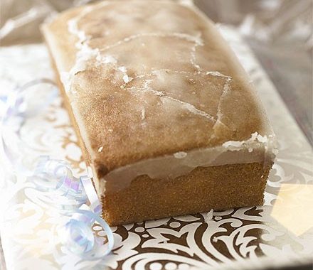 Lemon drizzle cake recipe (with video)