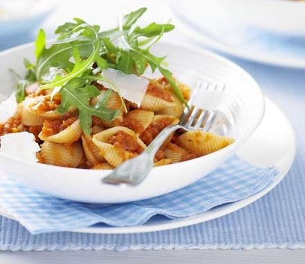 Pasta with tomato & hidden veg sauce recipe