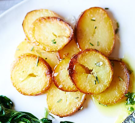 Sauté potatoes with sea salt & rosemary recipe 