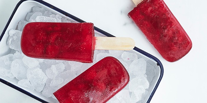 Raspberry tea ice lollies