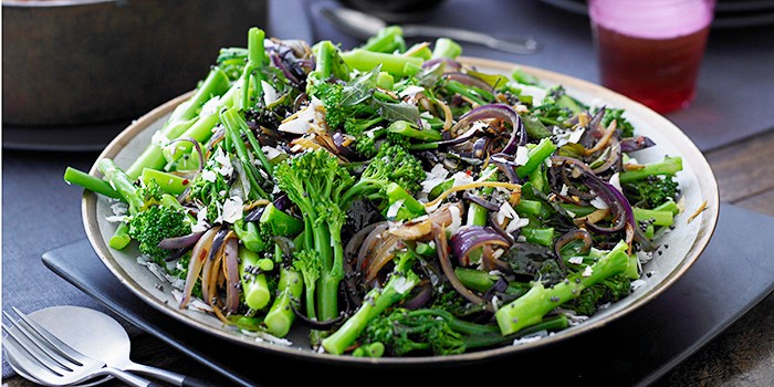 Stir. fry broccoli with coconut