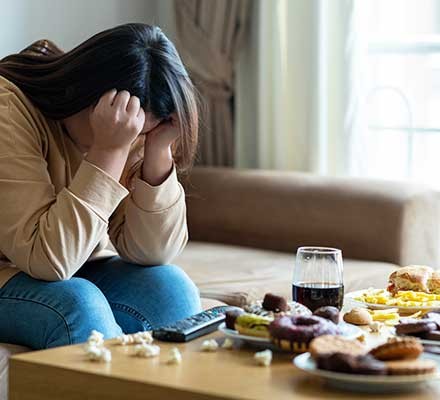 10 tools to manage stress-eating 