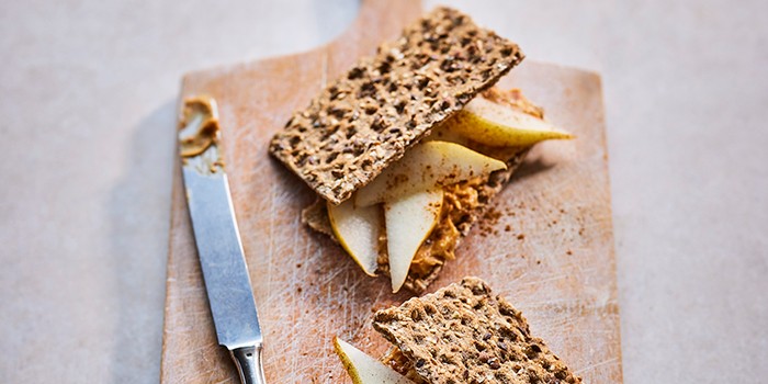 Pear & peanut crunch