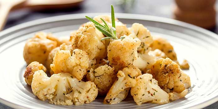 Fried cauliflower with herbs