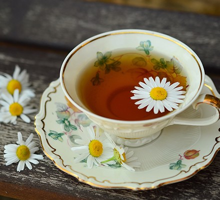 Top 5 health benefits of chamomile tea 
