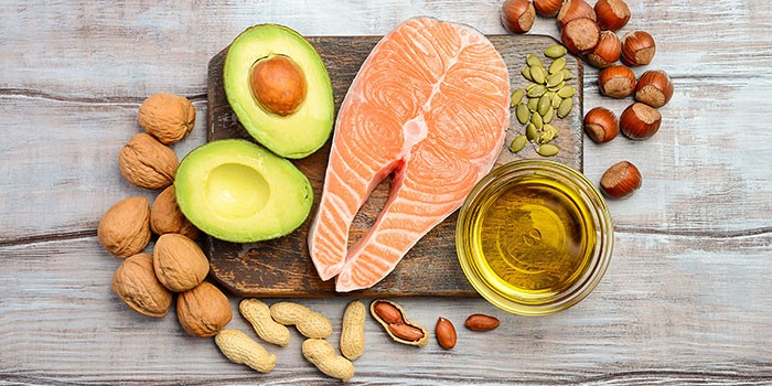 Salmon fillets and nuts