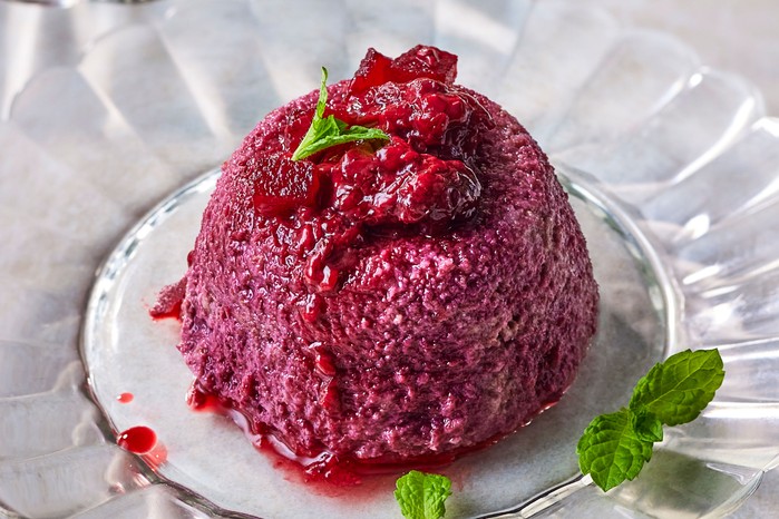Mini apple & blackberry puddings