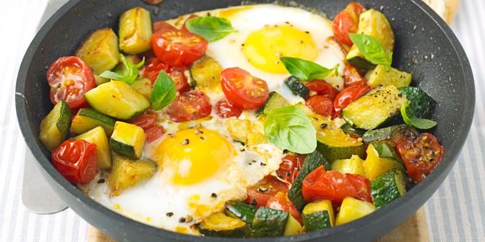 What is a balanced diet for men?