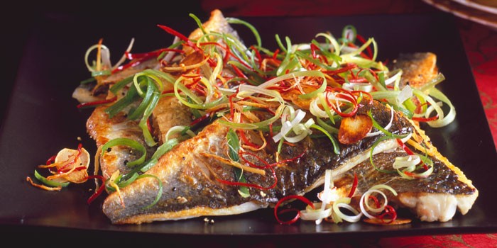 omega-3-sources-sea-bass-700-350-cf52d88