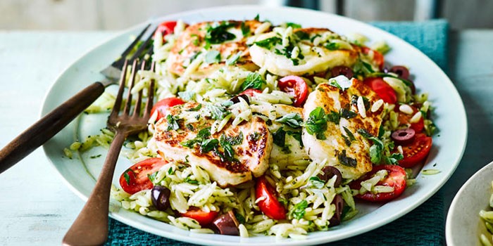 Halloumi and orzo salad