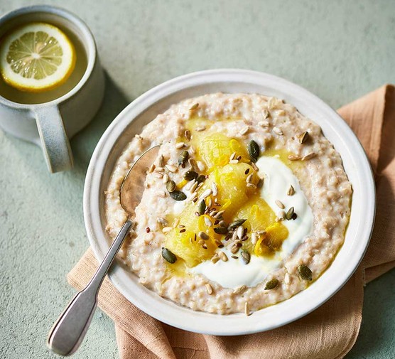 Cinnamon porridge with baked bananas recipe 