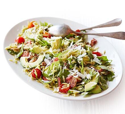 Bacon & avocado warm pasta salad recipe 