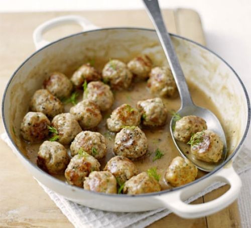 Classic Swedish meatballs recipe 