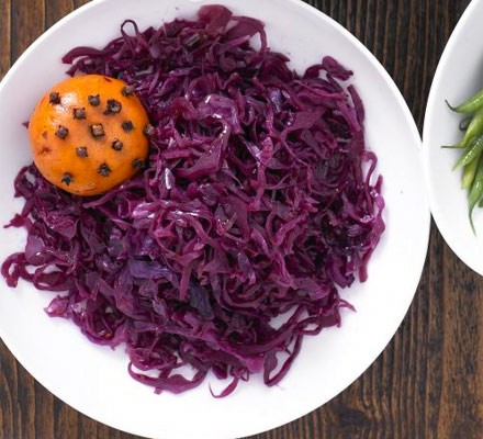 Mulled red cabbage with clementines recipe 