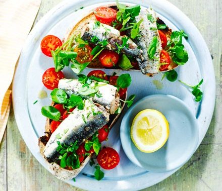 Sardines & tomatoes on toast recipe