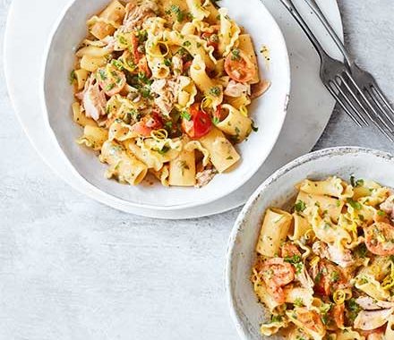 Lemony tuna, tomato & caper one-pot pasta recipe